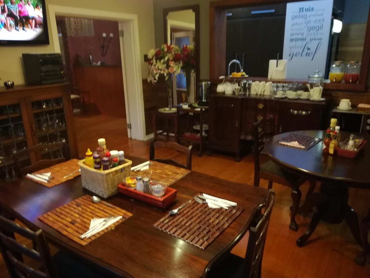 Tranquil House B&B @ 121 Berry St クイーンズタウン エクステリア 写真